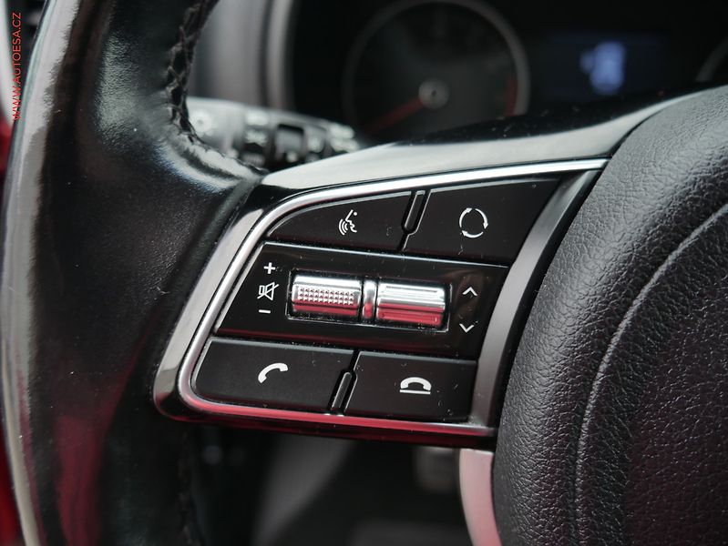 Kia Sportage (2018) 1.6T-GDI, 2.maj,ČR, navi - fotka 19 z 25