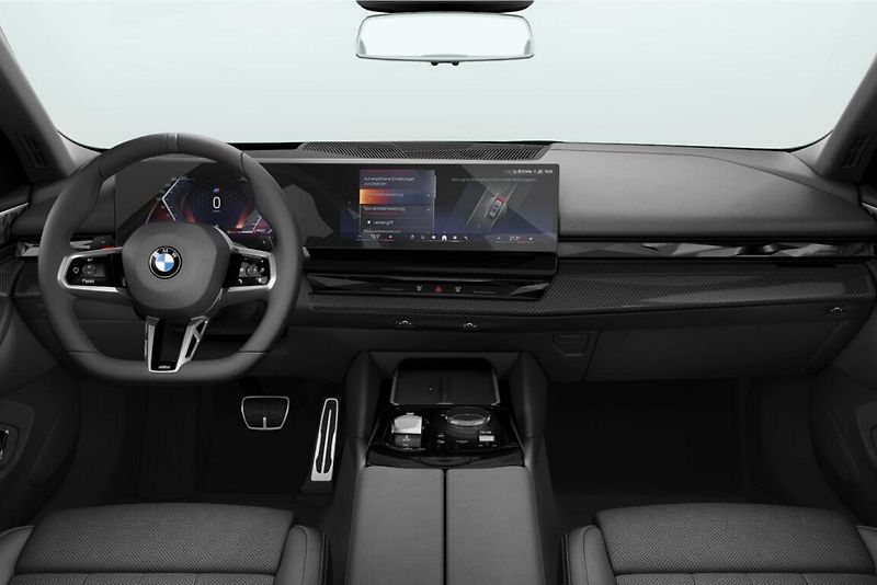 BMW Řada 5 540d xDrive Touring - fotka 3 z 4