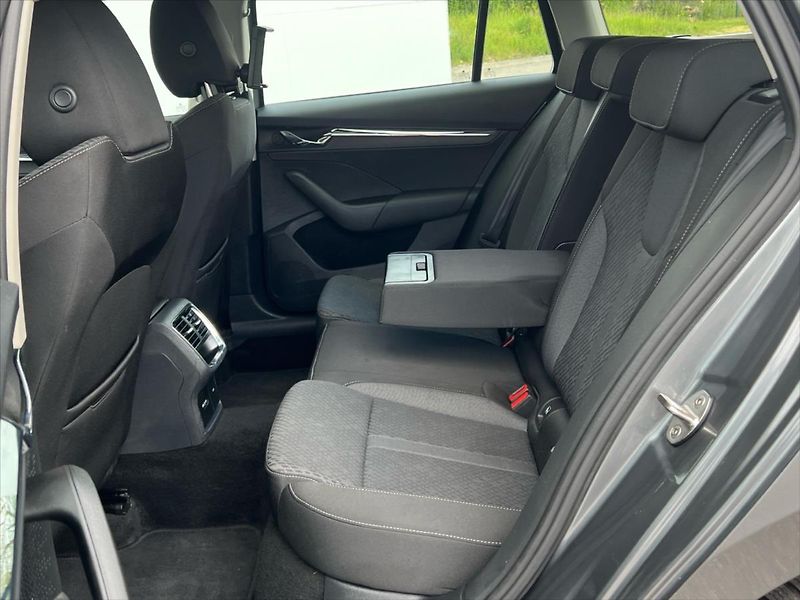 Škoda Octavia 2,0 TDi 110 kW 7DSG STYLE  IV. - fotka 13 z 30