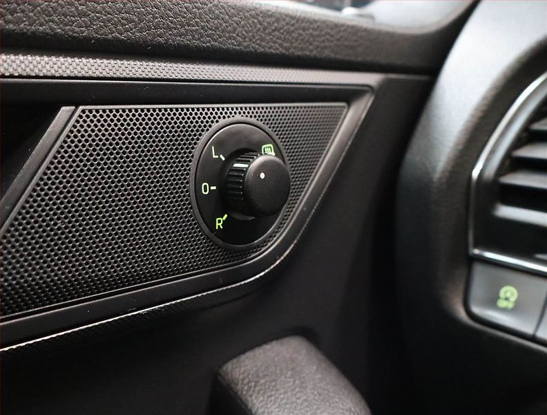 Škoda Fabia (2016) Ambition 1.0, ČR,1.maj - fotka 15 z 16