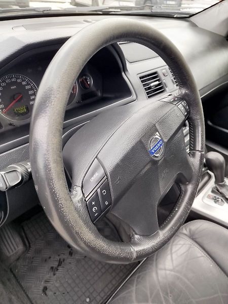 Volvo XC90 - fotka 22 z 28