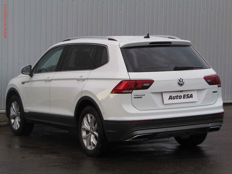 Volkswagen Tiguan Allspace (2021) 2.0 TDi 4Motion, 1.maj,ČR - fotka 6 z 22