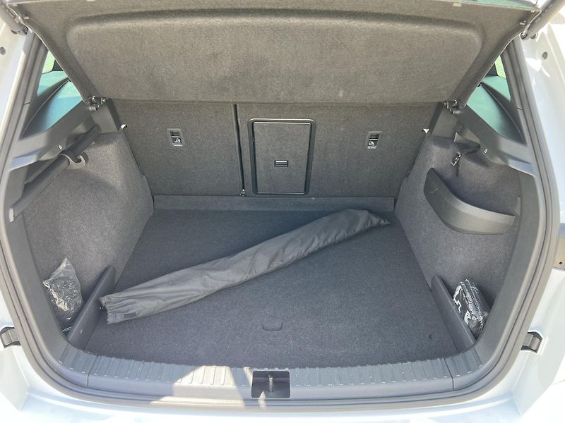 Škoda Karoq 2.0 TDi 4x4 DSG Sportline max. - fotka 14 z 25
