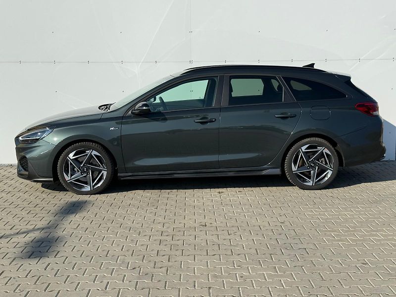 Hyundai i30 1.5 T-GDI MHEV DCT N-Line - fotka 3 z 29