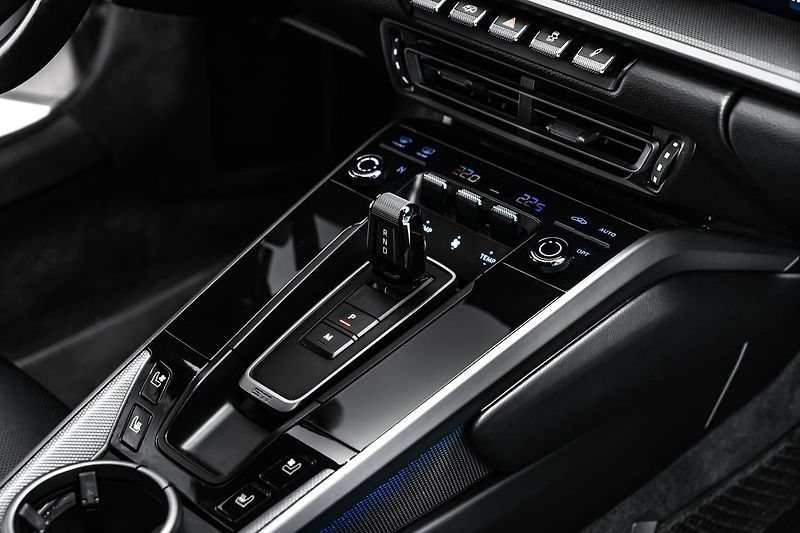Porsche 911 Carrera 4 Sport Chrono PDLS - fotka 16 z 23