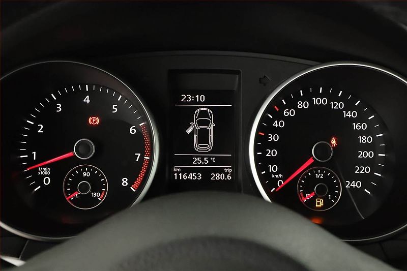 Volkswagen Golf (2011) Comfortline 1.2 TSI - fotka 8 z 15
