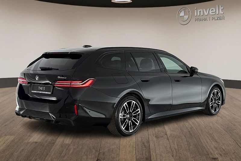 BMW Řada 5 řady 5 | 520d xDrive - fotka 3 z 25