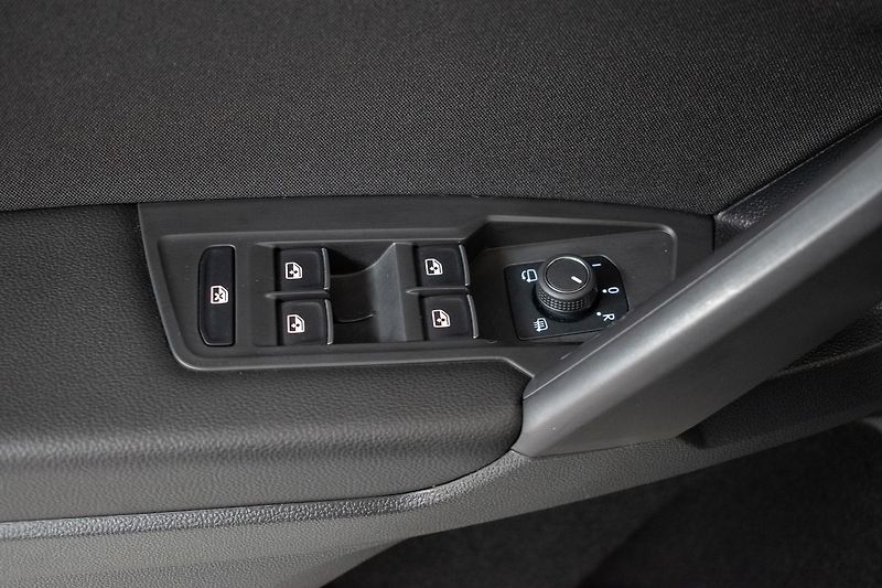 Volkswagen Tiguan Allspace 2.0 TDI 4x4*DSG*TAŽNÉ*DPH*ČR 1 - fotka 18 z 49