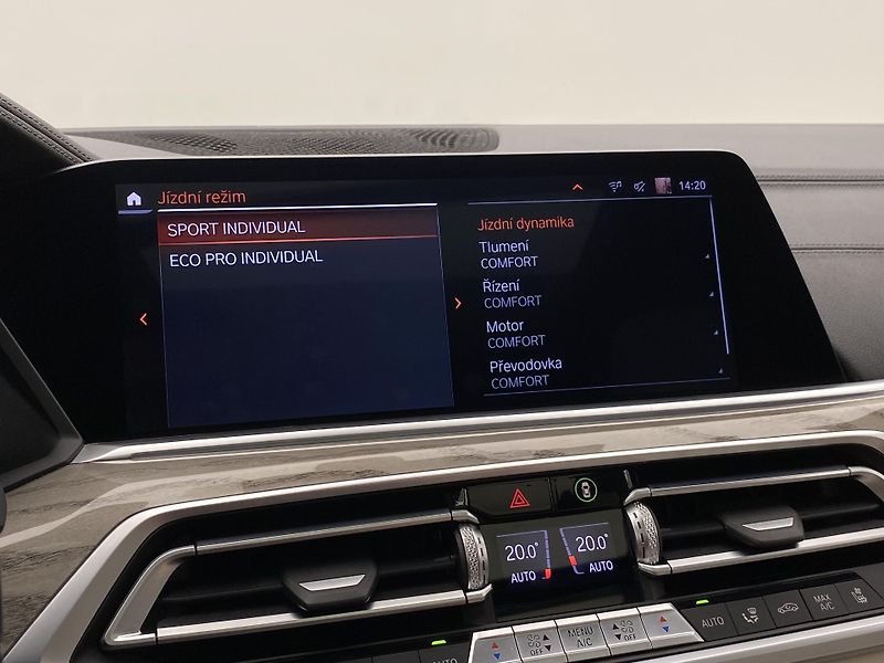 BMW X7 xDRIVE 30d M-PAKET CZ 6míst - fotka 57 z 88
