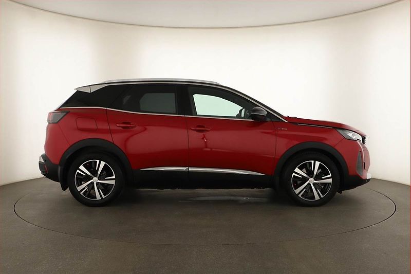 Peugeot 3008 (2023) GT e-Hybrid 180 - fotka 6 z 22