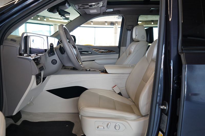 Cadillac Escalade Sport Platinum - fotka 20 z 54