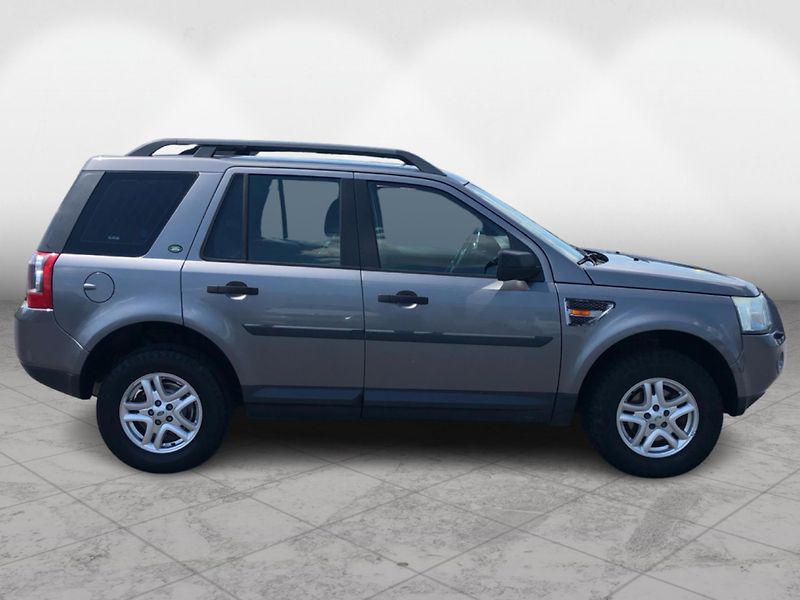 Land Rover Freelander A 2.2 TD4 - fotka 8 z 27