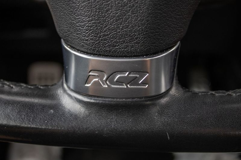 Peugeot RCZ 147kW 2014 - fotka 24 z 25
