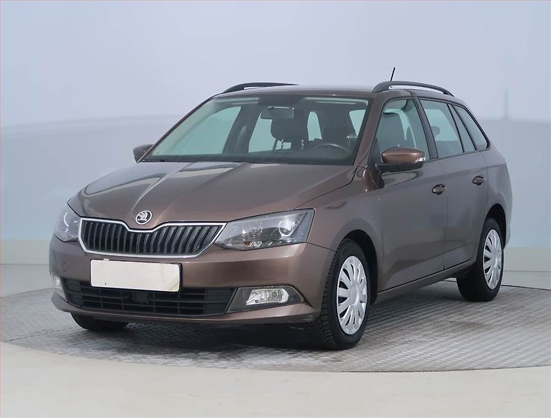 Škoda Fabia (2017) 1.0 TSI, Tempomat - fotka 2 z 15