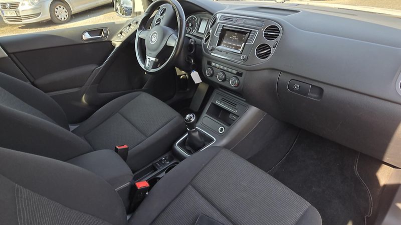 Volkswagen Tiguan 1.4TSi TREND FUN  BLUEMOTION  - fotka 20 z 37