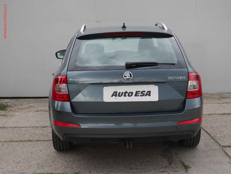 Škoda Octavia (2016) 1.6 TDi, AC, bixen. - fotka 5 z 22