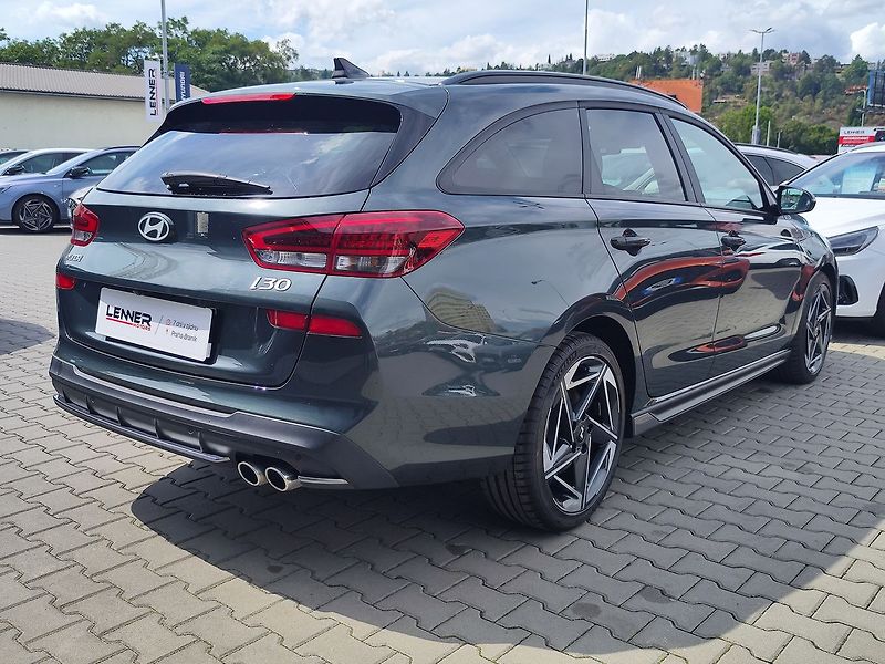 Hyundai i30 1.5 T-GDI/103kW N-Line DCT - fotka 5 z 32