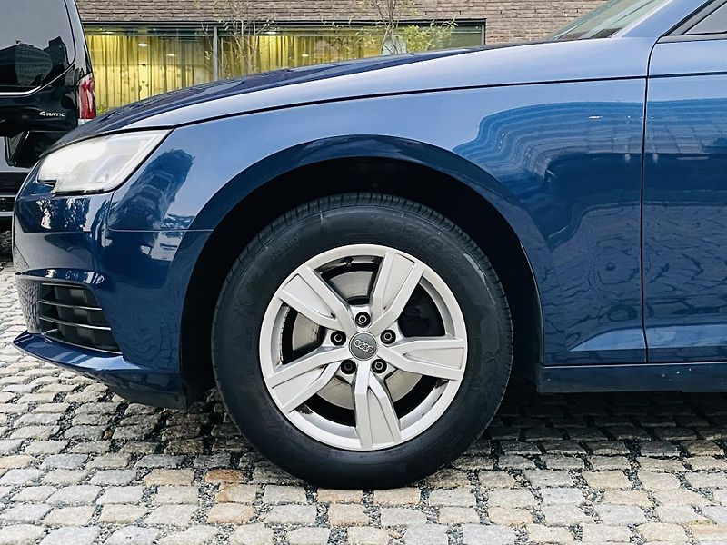 Audi A4 1.4TFSI MANUÁL TAŽNÉ SERVISKA - fotka 43 z 43