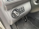 Volkswagen Touran (2013) 1.6 TDi, Comfortline, DSG - náhled 14