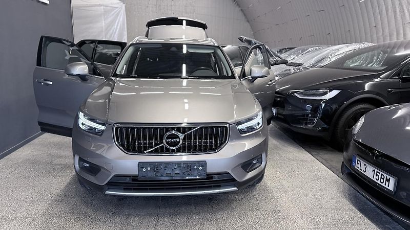 Volvo XC40 (2021) T4,Inscription ,REZERVOVÁNO  - fotka 12 z 50