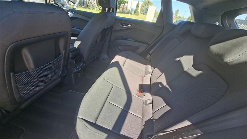 Audi Q4 0,0 e-tron 150 Kw tep.čerpadlo - fotka 11 z 28