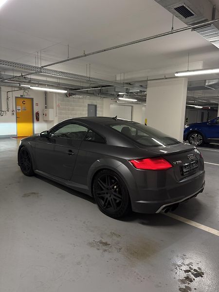 Audi TTS (2016) - fotka 6 z 31