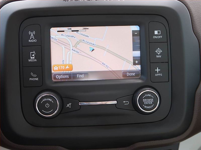 Jeep Renegade (2018) Longitude 1.4 MultiAir - fotka 12 z 18