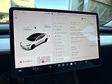 Tesla Model 3 Performance - náhled 24