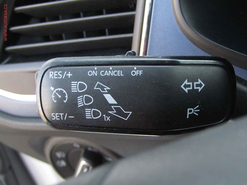 Seat Leon (2015) 1.4 TSi, servis.kniha - fotka 13 z 22