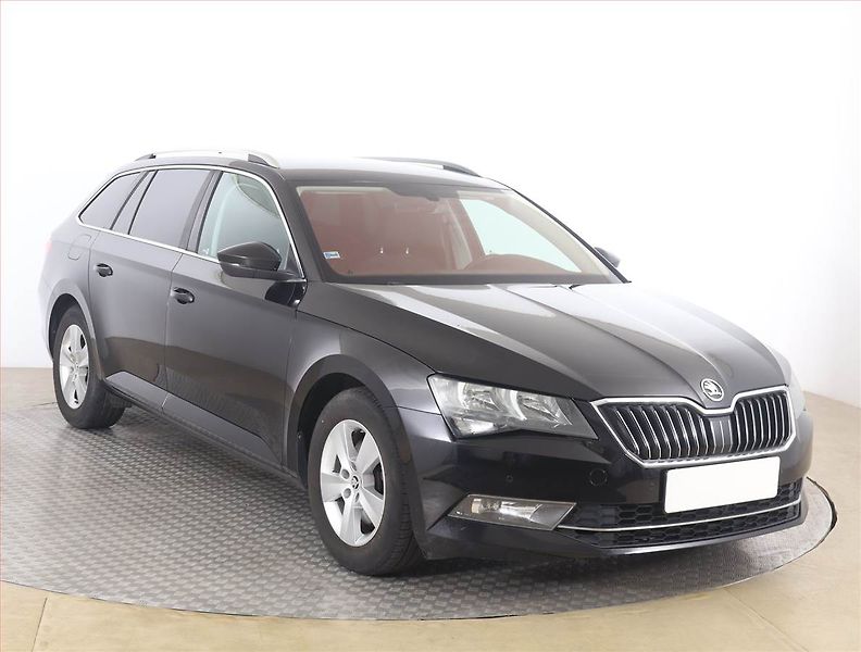 Škoda Superb (2016) 2.0 TDI, Automat, Navi - fotografie inzerátu