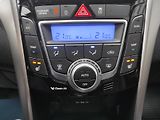 Hyundai i30 1.6 CRDI 94kw Trikolor - náhled 16