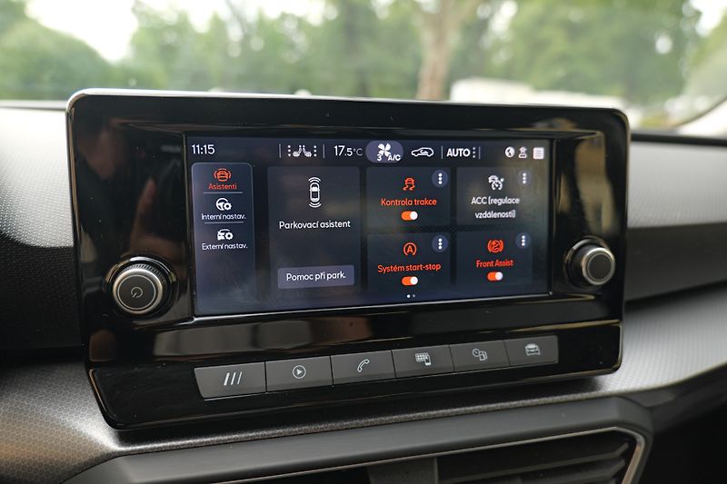 Seat Leon ST 1.0 eTSI DSG CarPlay ACC Ke - fotka 23 z 29