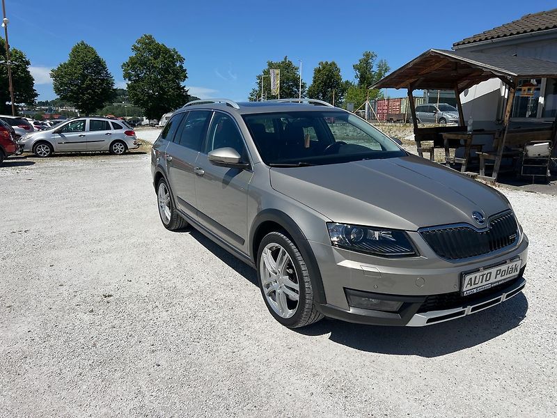 Škoda Octavia 2.0 TDi - fotka 3 z 16