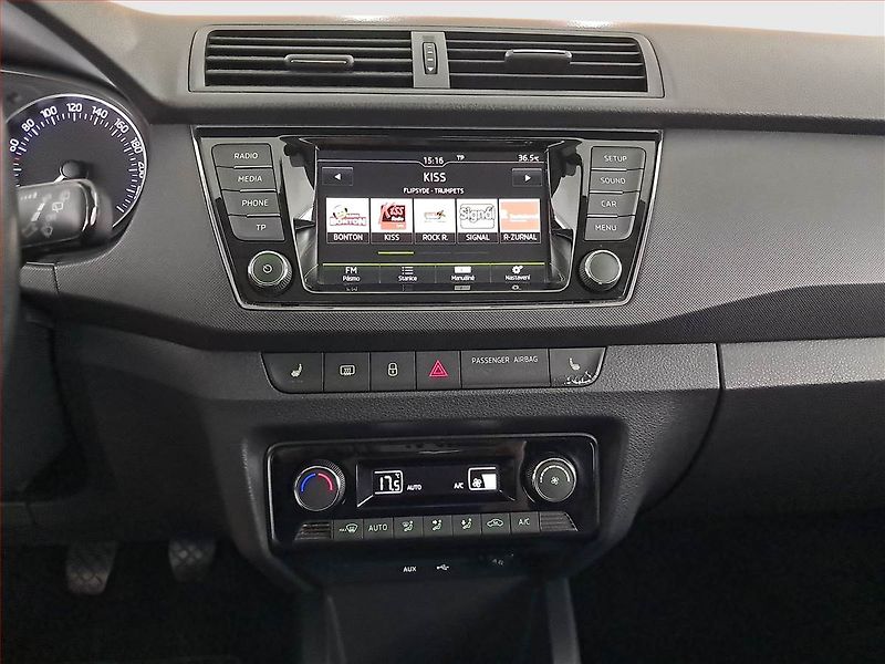 Škoda Fabia (2016) Style 1.2 TSI, Serv.kniha - fotka 12 z 21