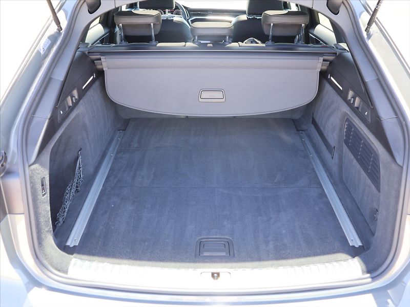 Audi A6 Avant 2,0 40 TDI Quattro S-Lin - fotka 10 z 41
