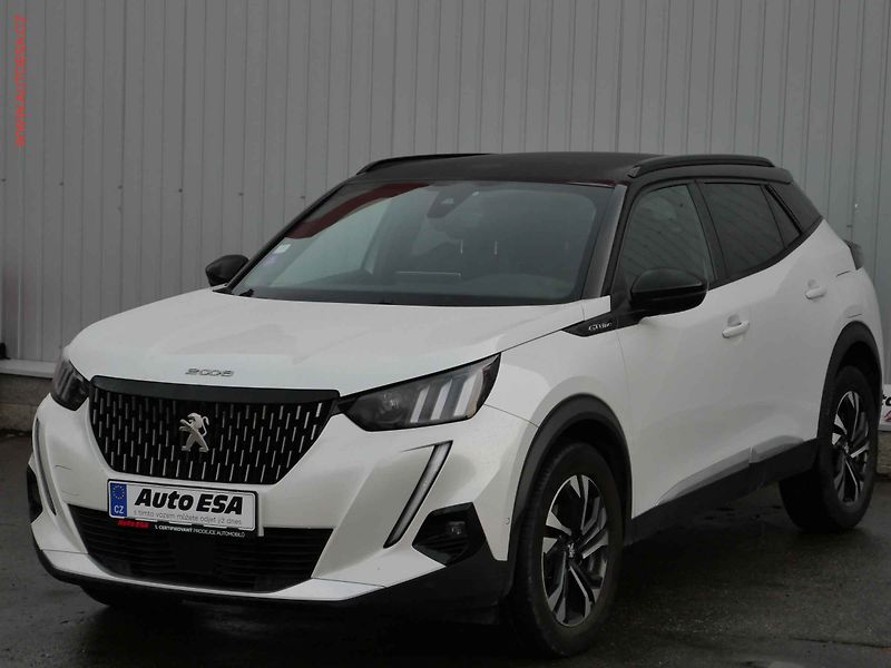 Peugeot 2008 (2020) 1.2 PT, GT Line, AT - fotka 3 z 28