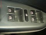 Volkswagen Touran (2010) 1.4 TSI, DSG - náhled 15