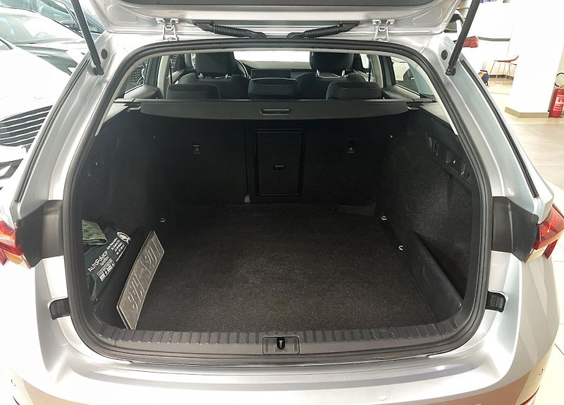Škoda Octavia 1.5 TSI, 110 KW, STYLE, ČR - fotka 8 z 27