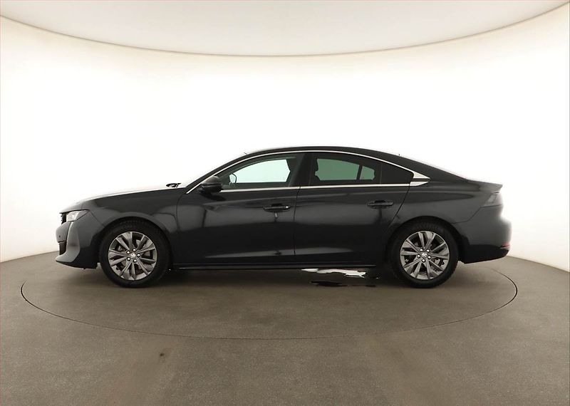 Peugeot 508 (2019) Allure 1.6 PureTech, Automat - fotka 3 z 17