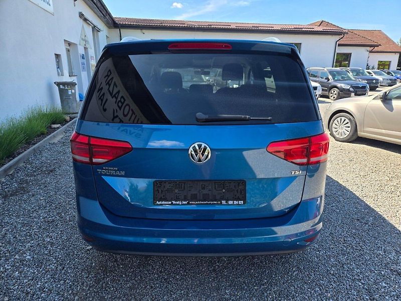 Volkswagen Touran (2016) 1.2 TSI Serviska,Tažné - fotka 5 z 33