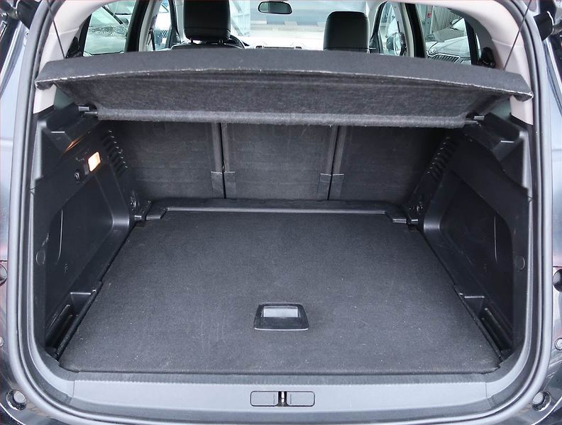 Citroën C5 Aircross (2021) BlueHDi 130, Automat, Kůže - fotka 14 z 17