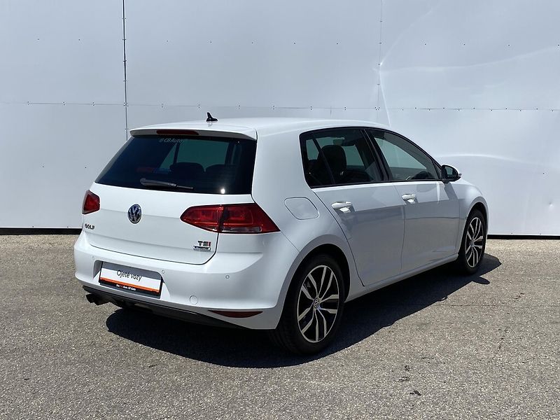 Volkswagen Golf 1,4 TSI 92 kW Maraton Edition - fotka 2 z 25