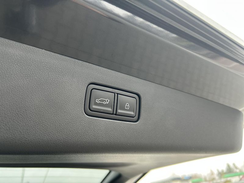 Hyundai Ioniq 9 7S 2WD STYLE COMFORT - fotka 12 z 52