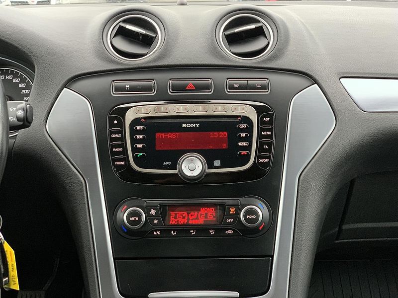 Ford Mondeo 2.0TDCi KLIMA ALU PŮVOD ČR - fotka 21 z 43