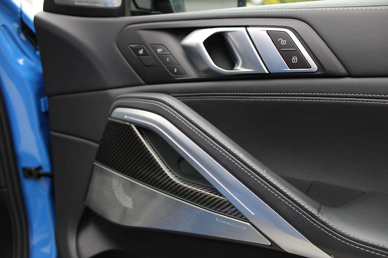 BMW X6 40d*M-sport*Karbon*Vzduch*B&W* - fotka 31 z 50