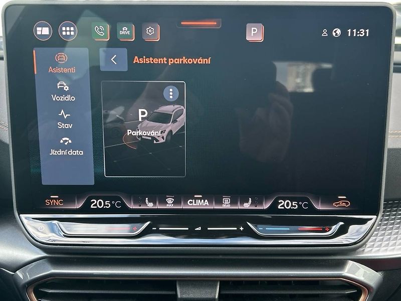 Cupra Formentor (2024) 1.5 eTSI 7DSG - fotka 16 z 35