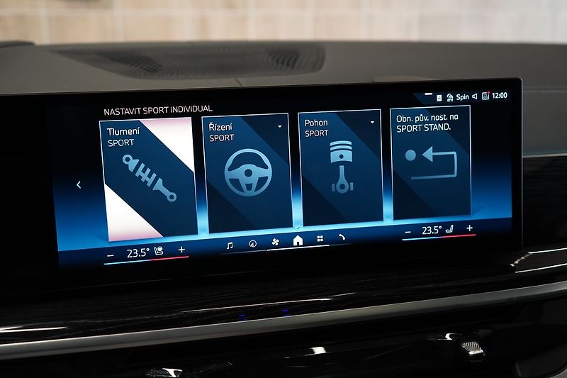 BMW X7 40d xDrive, Nezávislé, Masáž - fotka 31 z 49