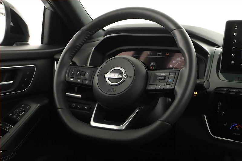 Nissan Qashqai (2026) 1.3 DIG-T MHEV, Tekna, Navigac - fotka 8 z 17