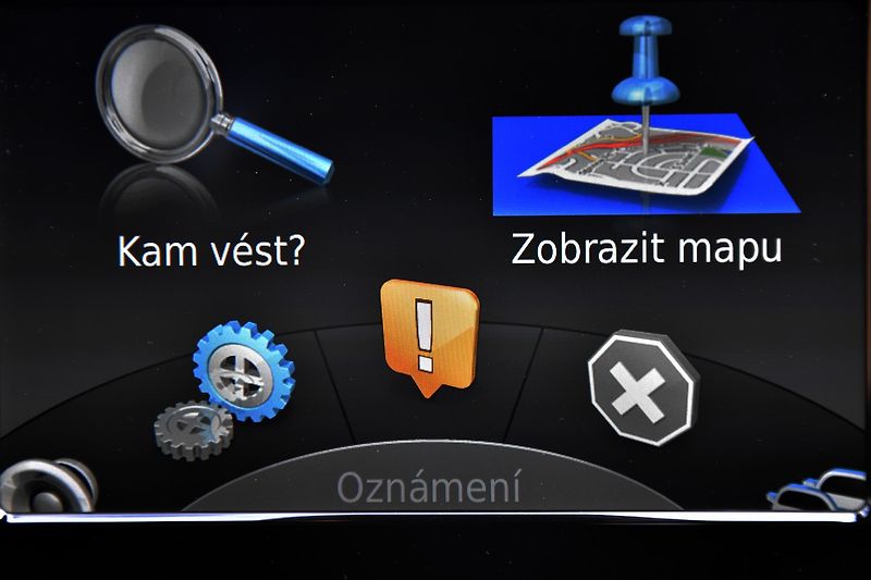 Mercedes-Benz CLA 200 CDi A/T,XENON,NAVI,KAMERA - fotka 32 z 50