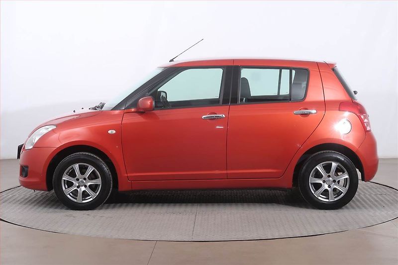 Suzuki Swift (2009) 1.3, po STK, jezdí výborně - fotka 3 z 14